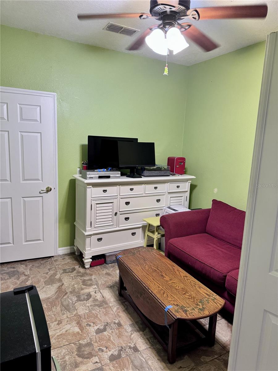 Image 18 of 21 For 10103 Regent Park Drive 2501