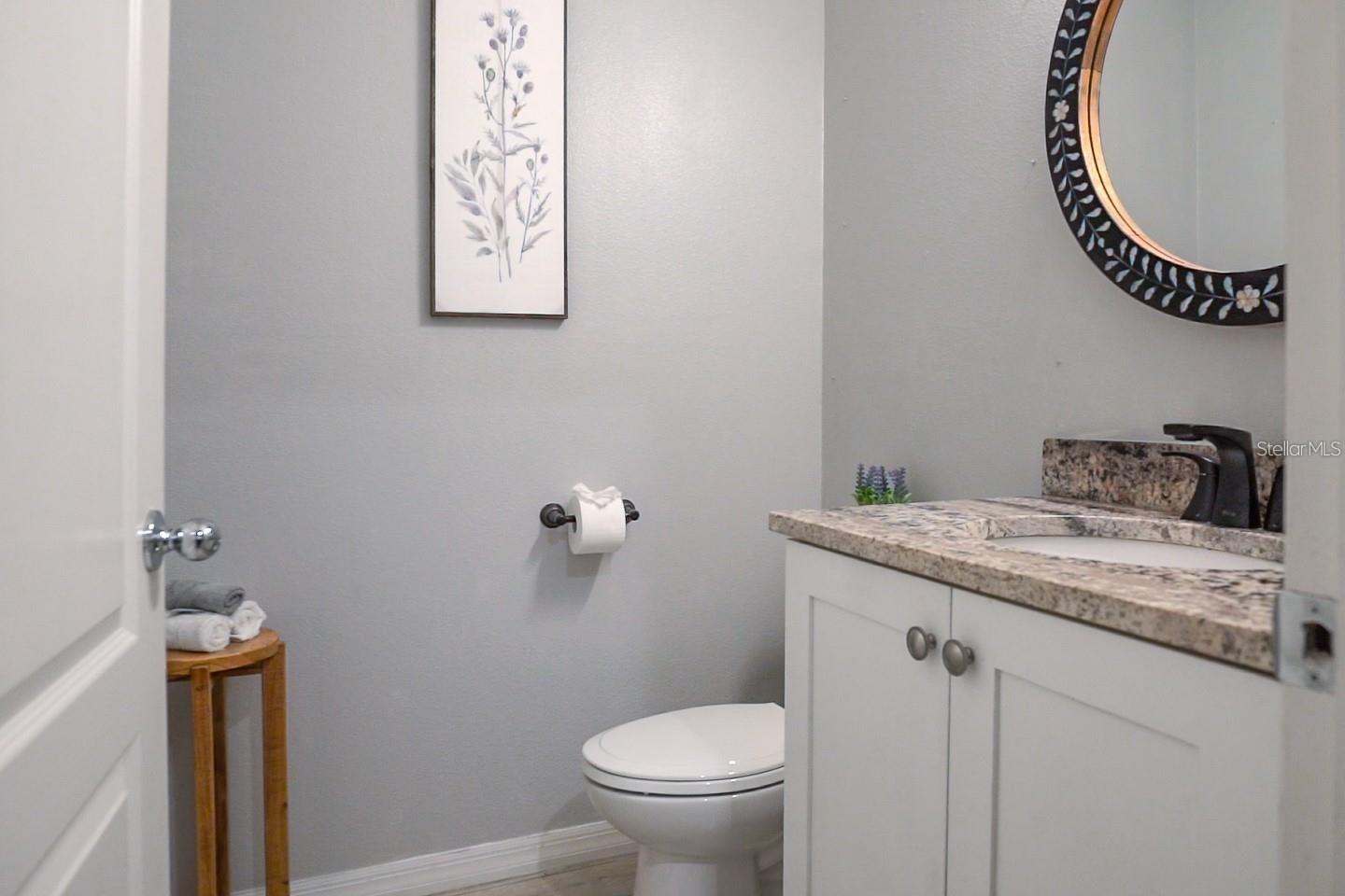 Image 11 of 28 For 4833 Apple Blossom Lane