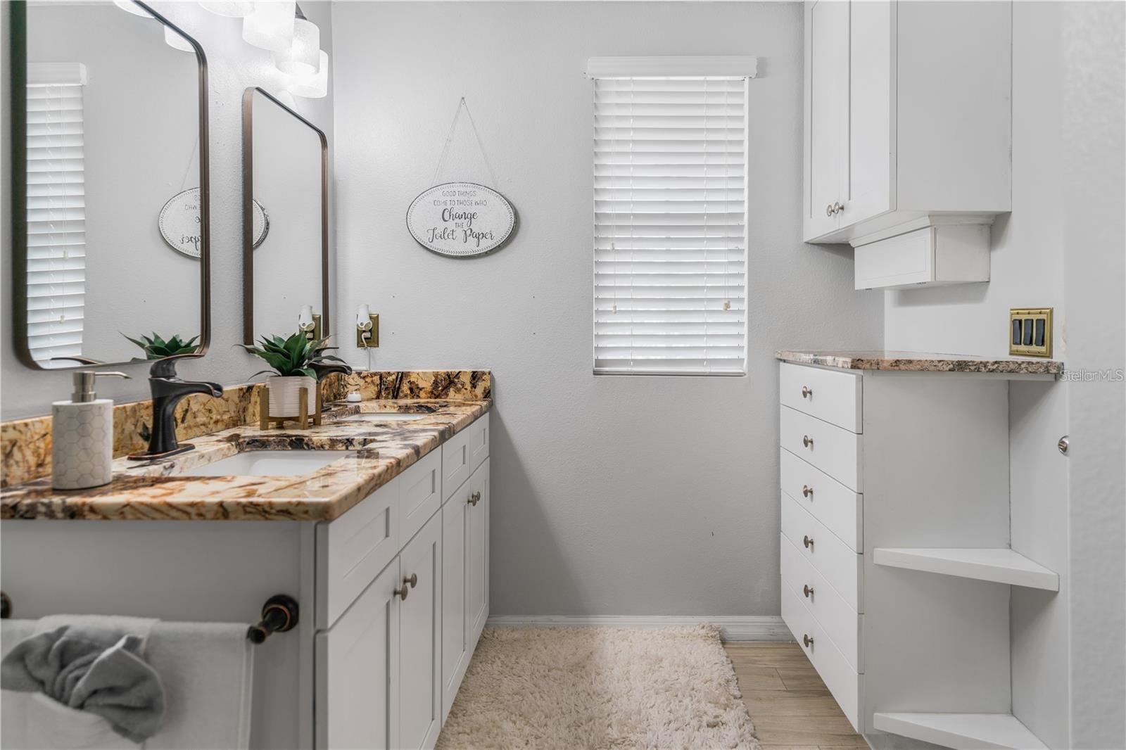 Image 16 of 28 For 4833 Apple Blossom Lane