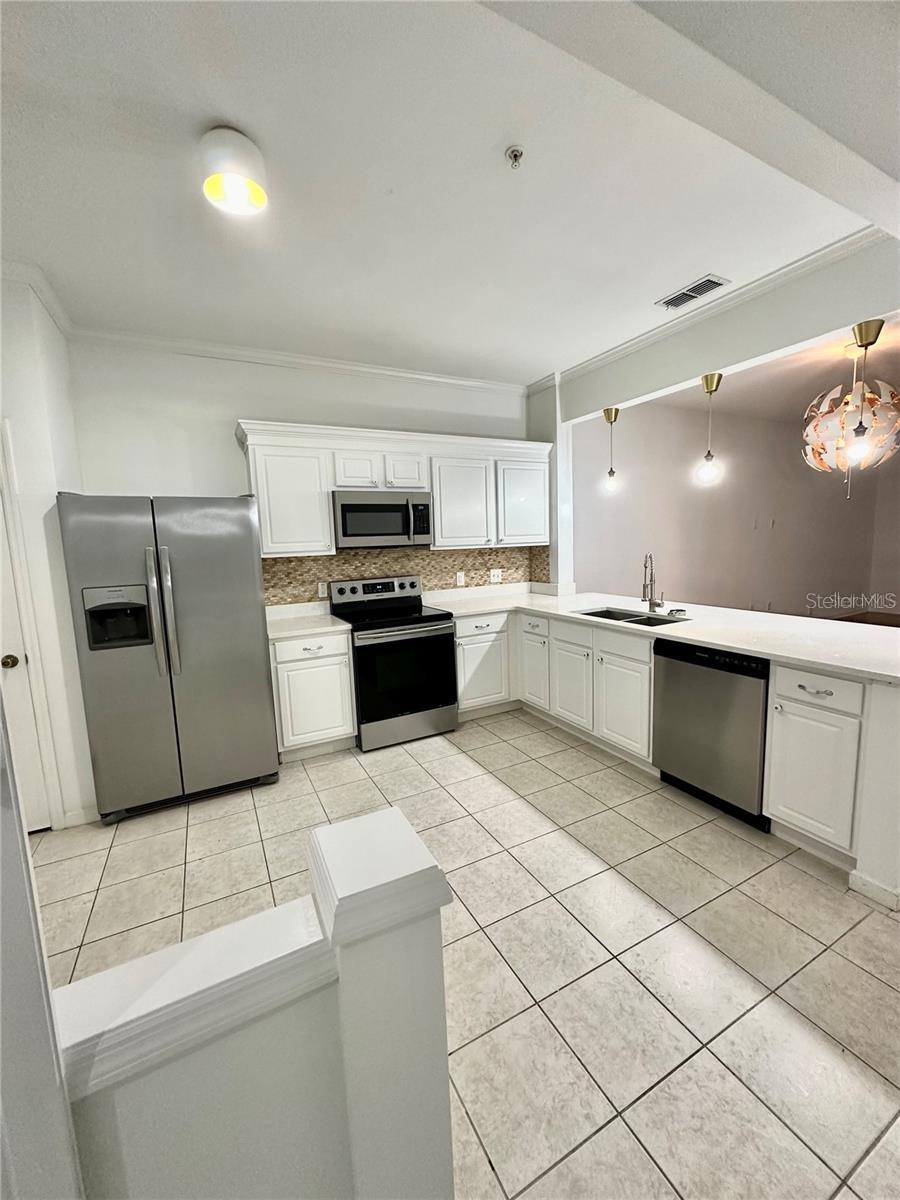 Image 5 of 20 For 6080 Twain Street 102