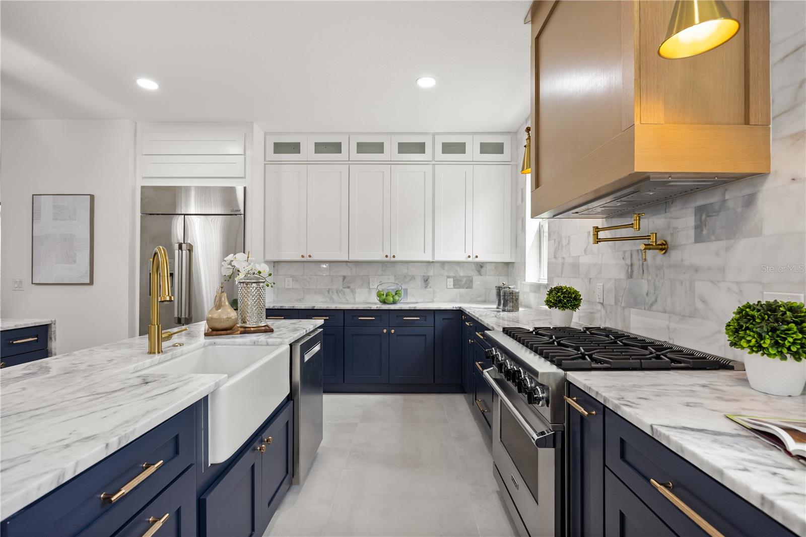 Image 17 of 51 For 8349 Vivaro Isle Way