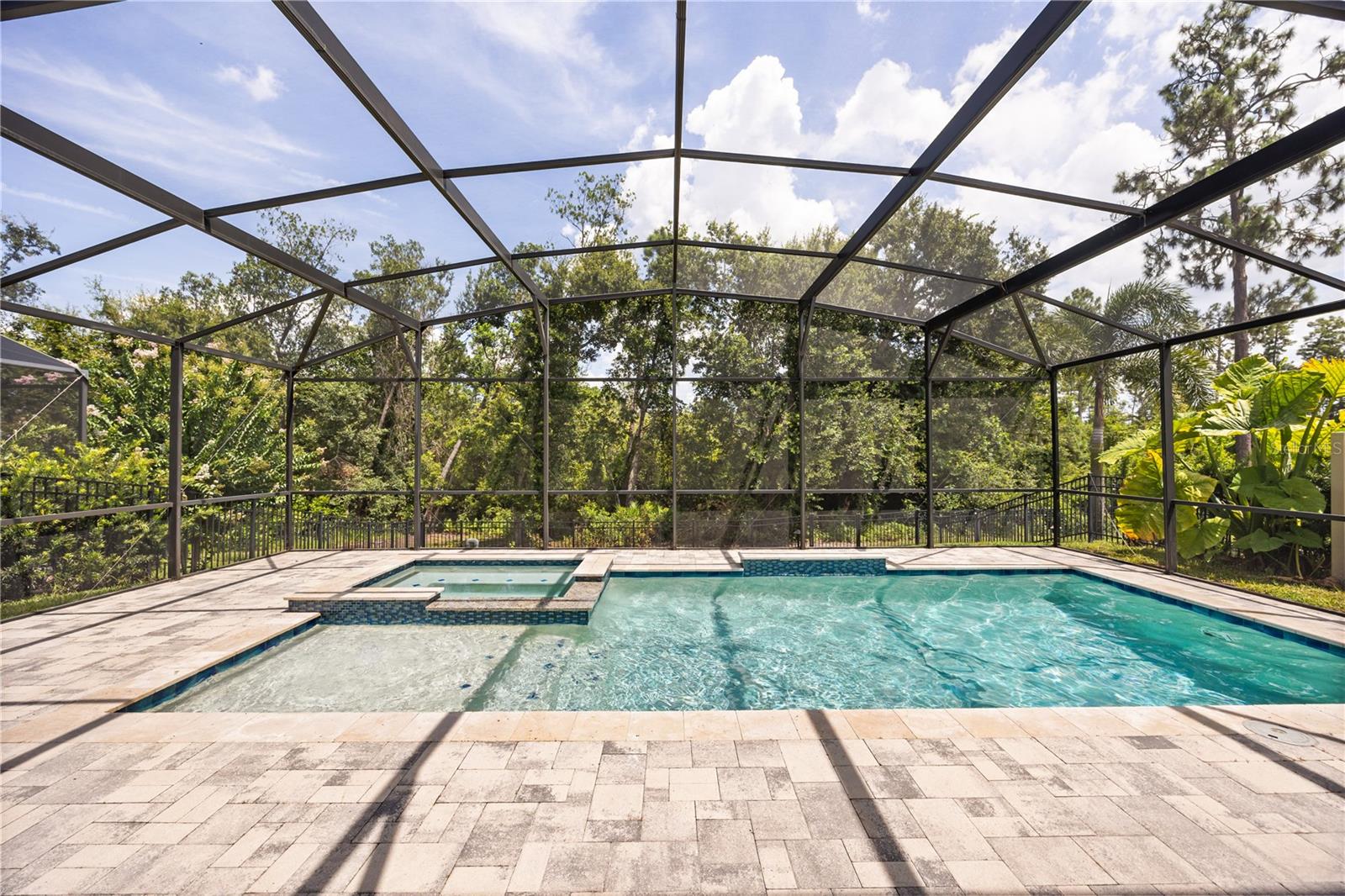 Image 47 of 51 For 8349 Vivaro Isle Way