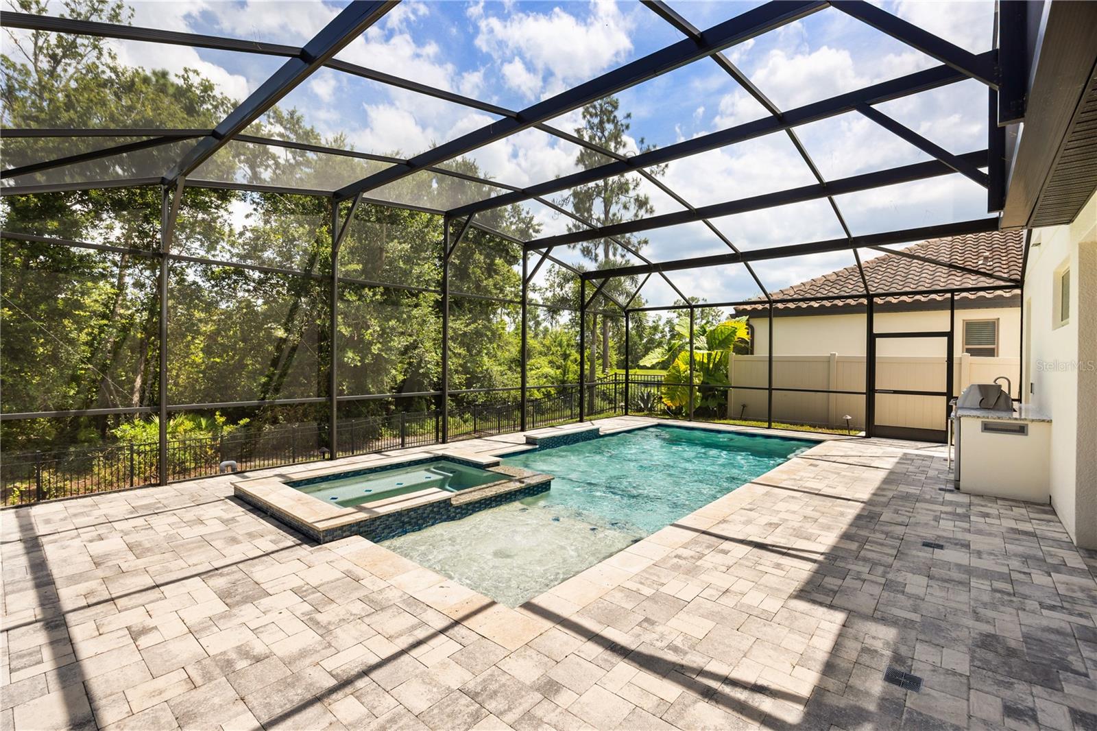 Image 48 of 51 For 8349 Vivaro Isle Way