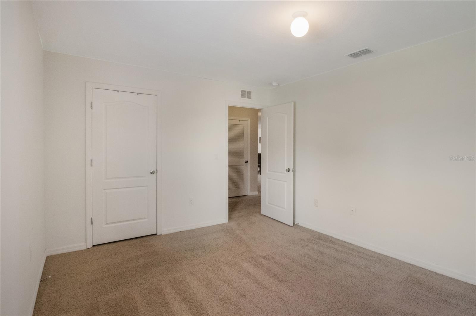 Image 30 of 54 For 210 Lazy Willow Drive