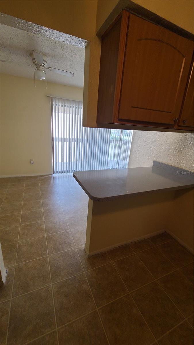 Image 11 of 12 For 4407 Semoran Boulevard 8