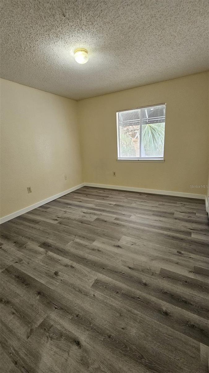 Image 15 of 26 For 4407 Semoran Boulevard 8