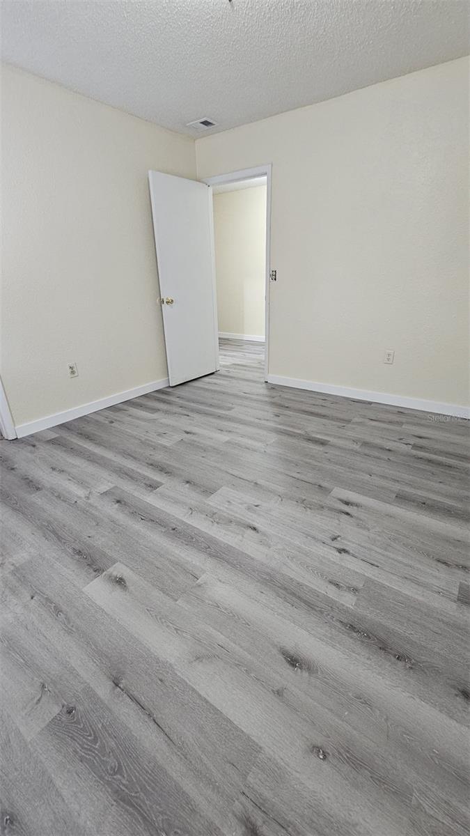 Image 17 of 26 For 4407 Semoran Boulevard 8