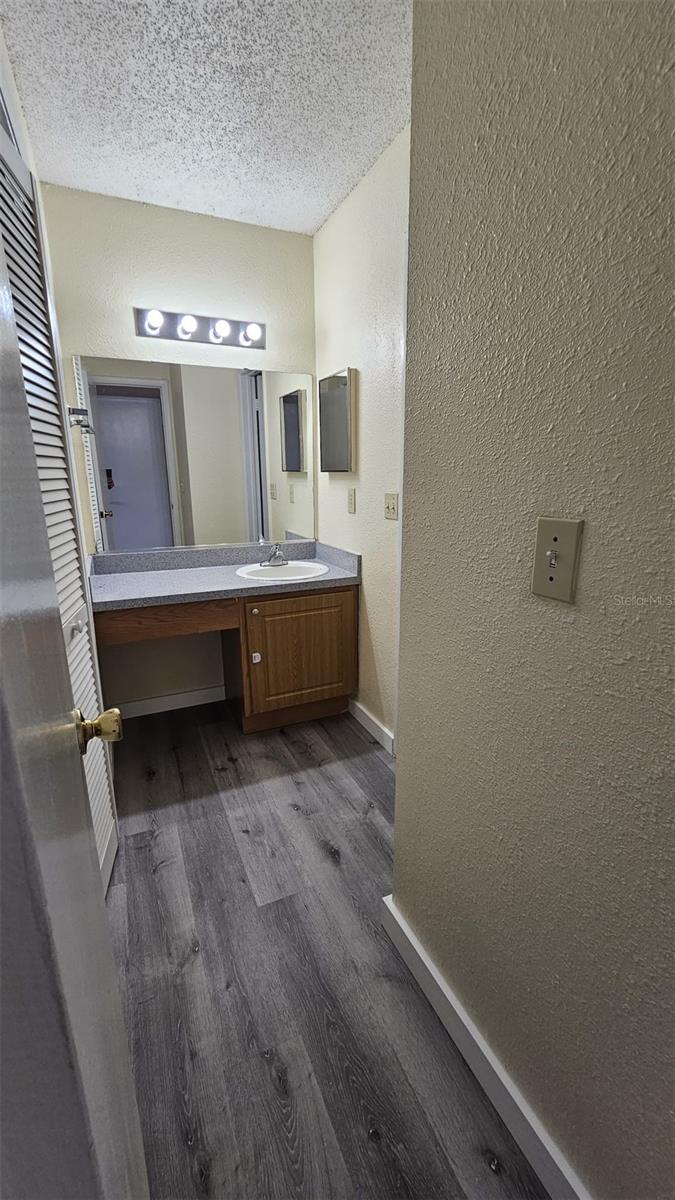 Image 18 of 26 For 4407 Semoran Boulevard 8