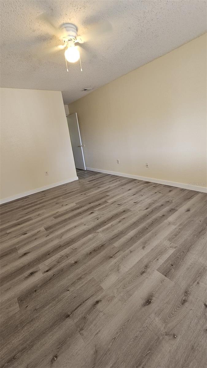 Image 22 of 26 For 4407 Semoran Boulevard 8