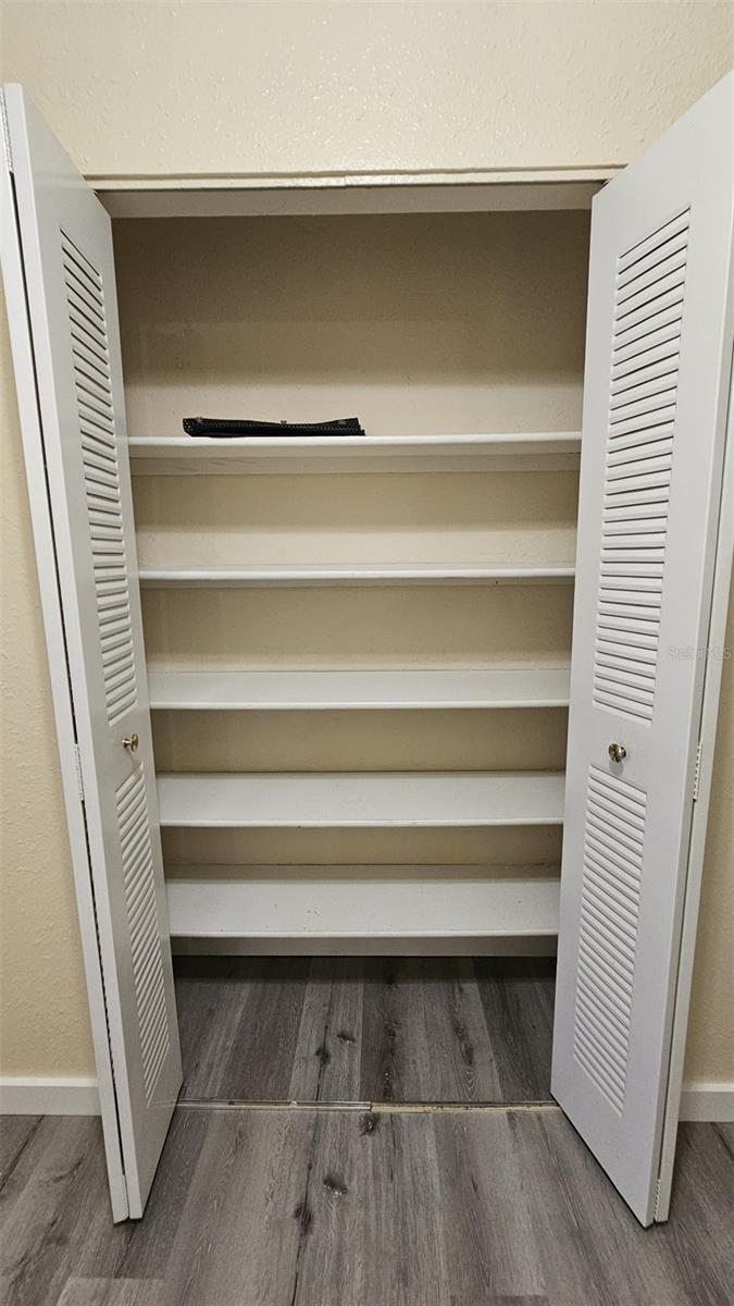 Image 23 of 26 For 4407 Semoran Boulevard 8