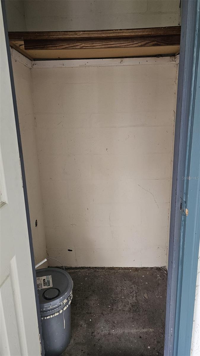 Image 25 of 26 For 4407 Semoran Boulevard 8