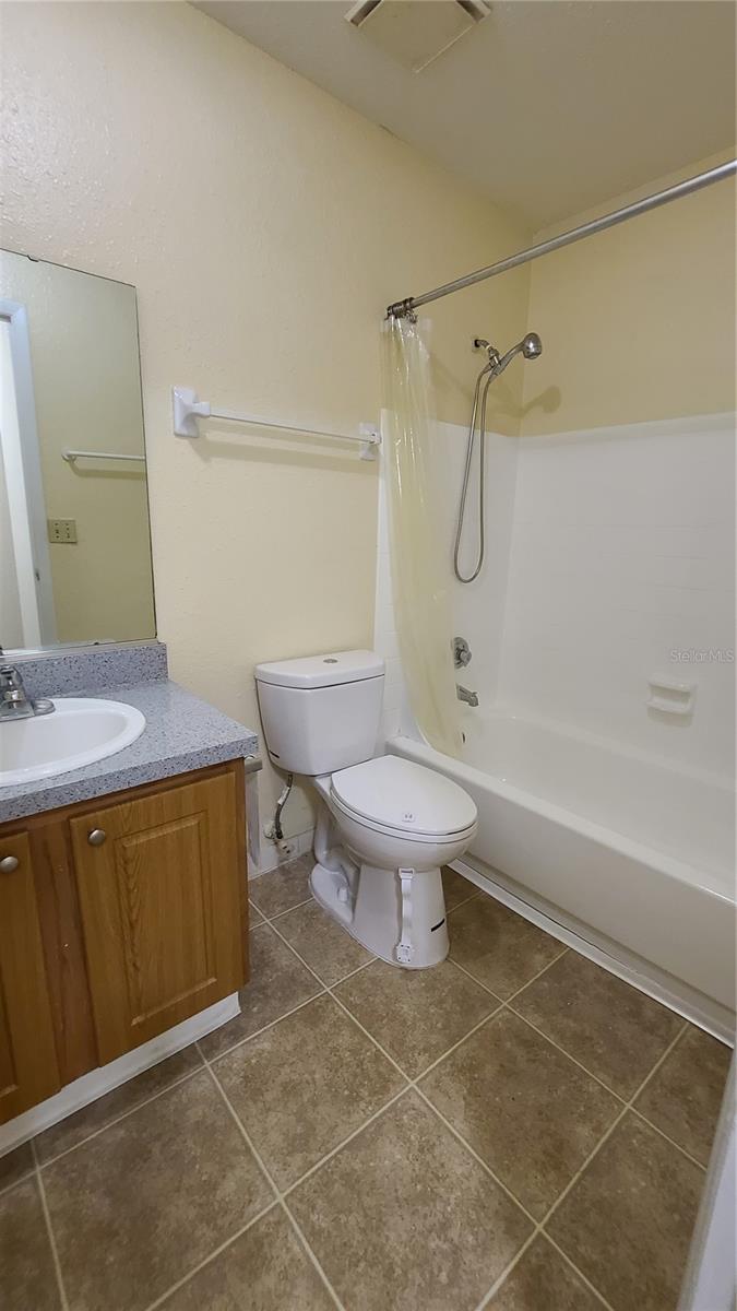 Image 5 of 12 For 4407 Semoran Boulevard 8