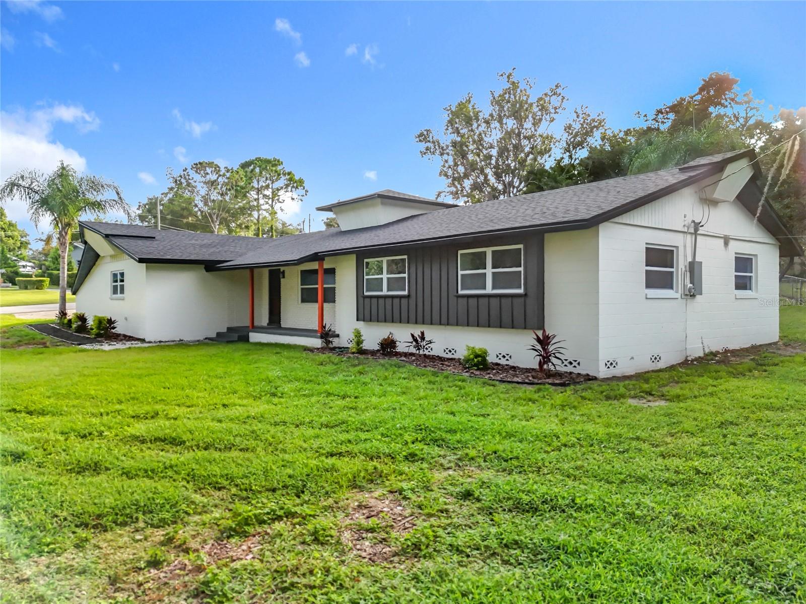 Image 11 of 57 For 1014 Oak Lane