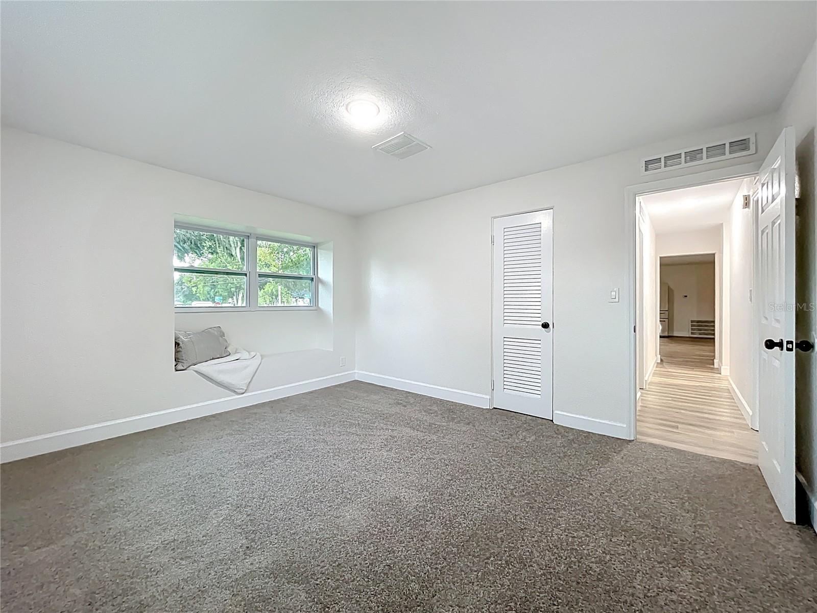 Image 40 of 57 For 1014 Oak Lane