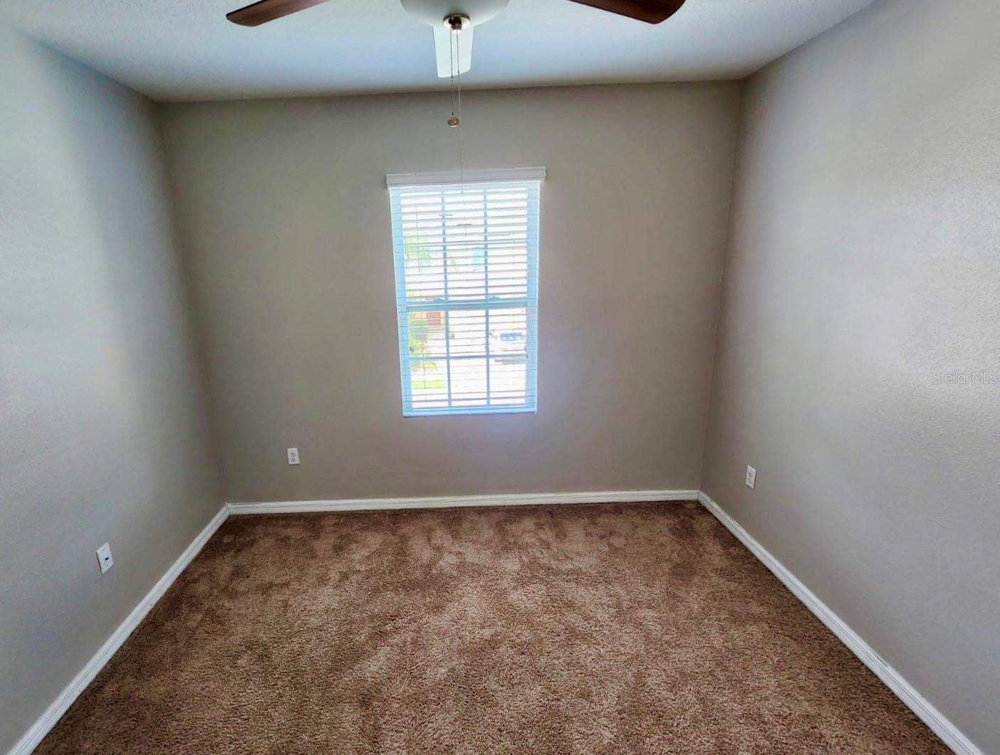 Image 22 of 41 For 335 Arbor Lakes Drive
