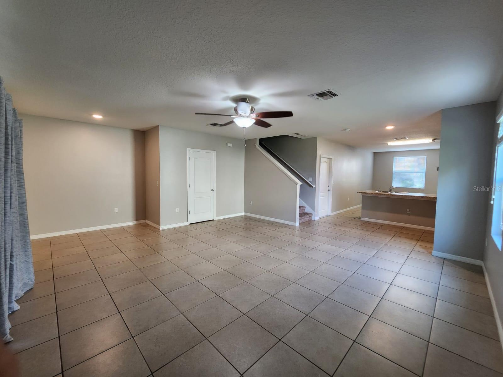 Image 6 of 41 For 335 Arbor Lakes Drive