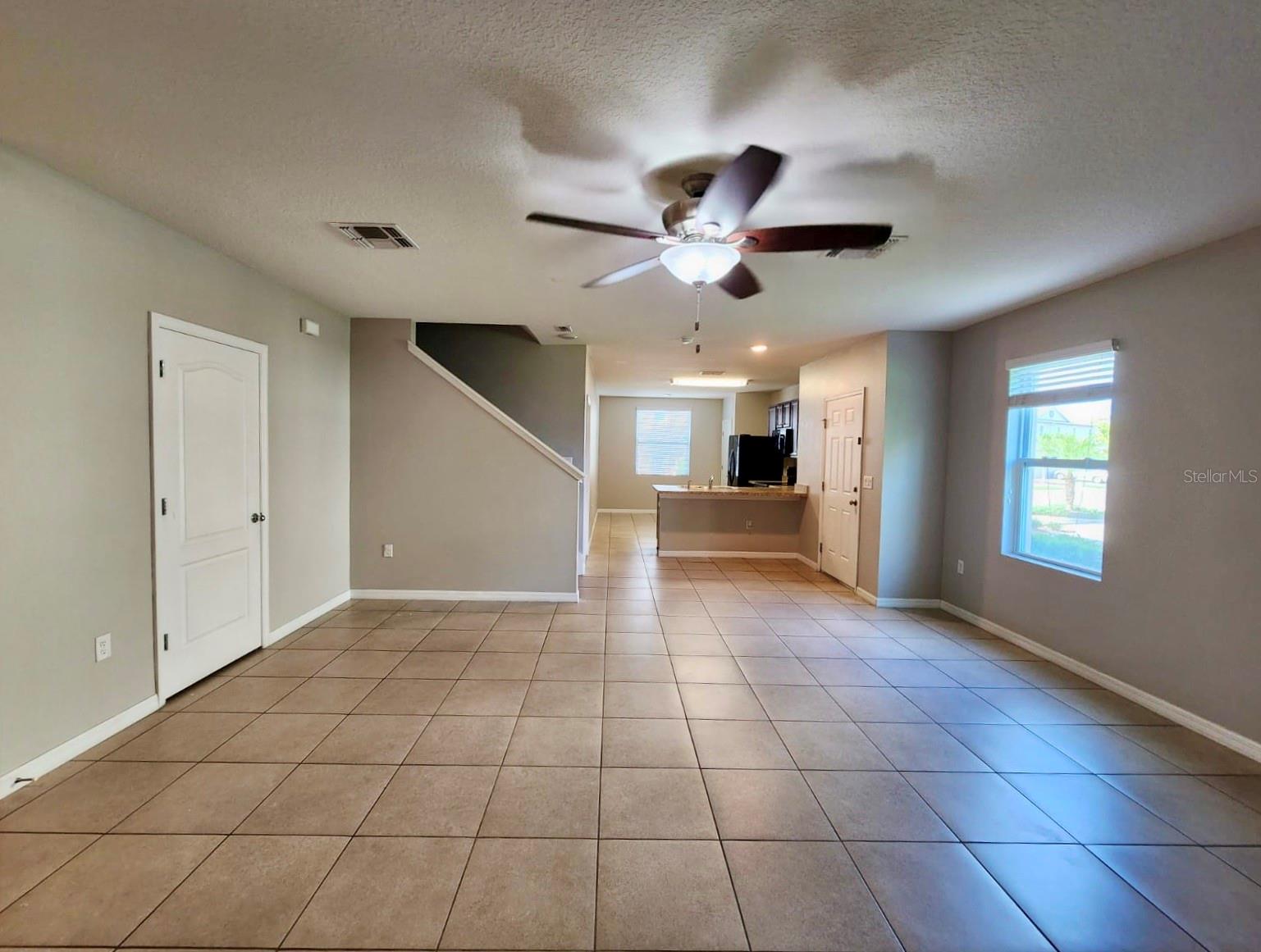 Image 9 of 41 For 335 Arbor Lakes Drive