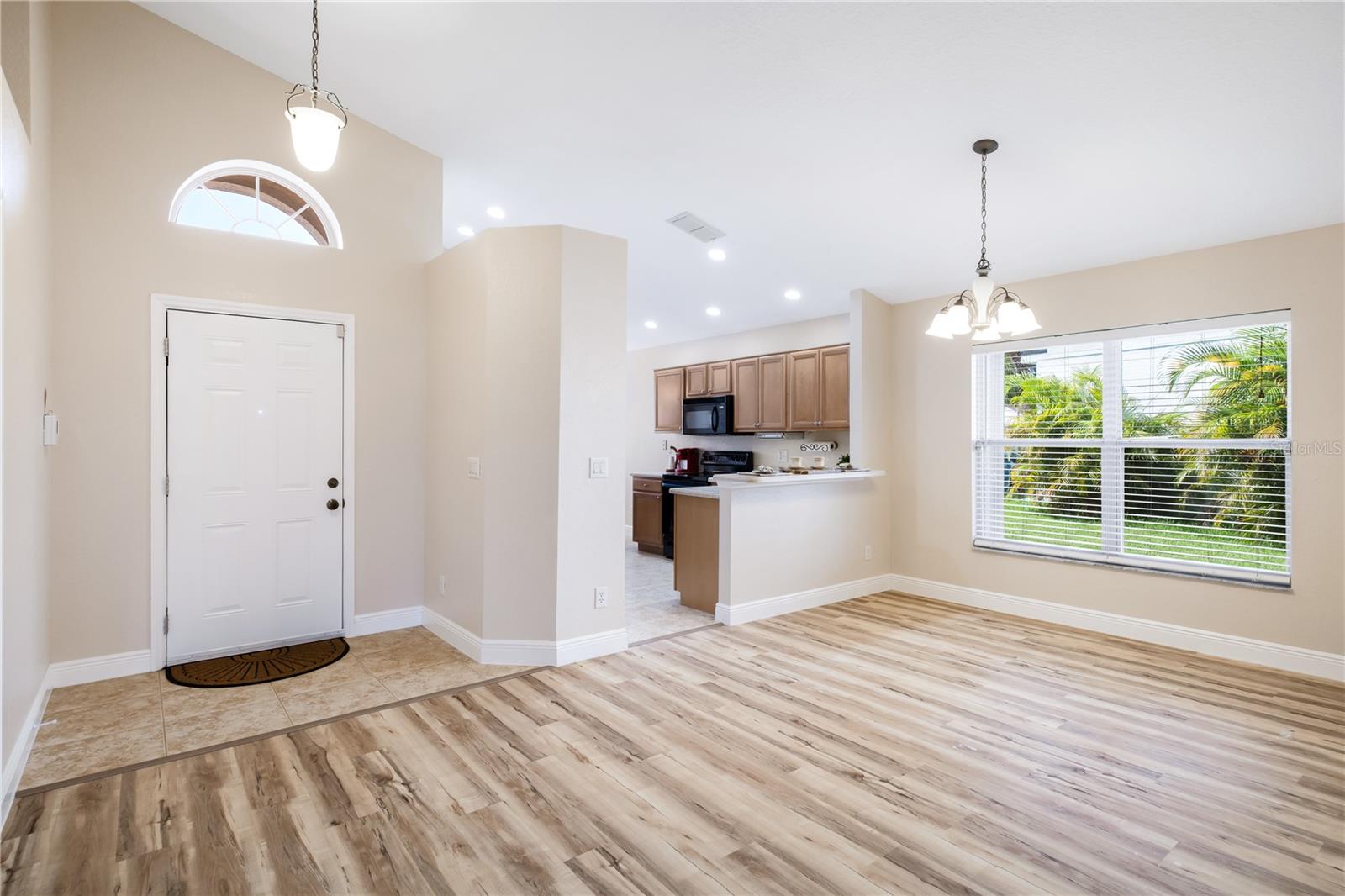 Image 4 of 29 For 4791 Adair Oak Drive