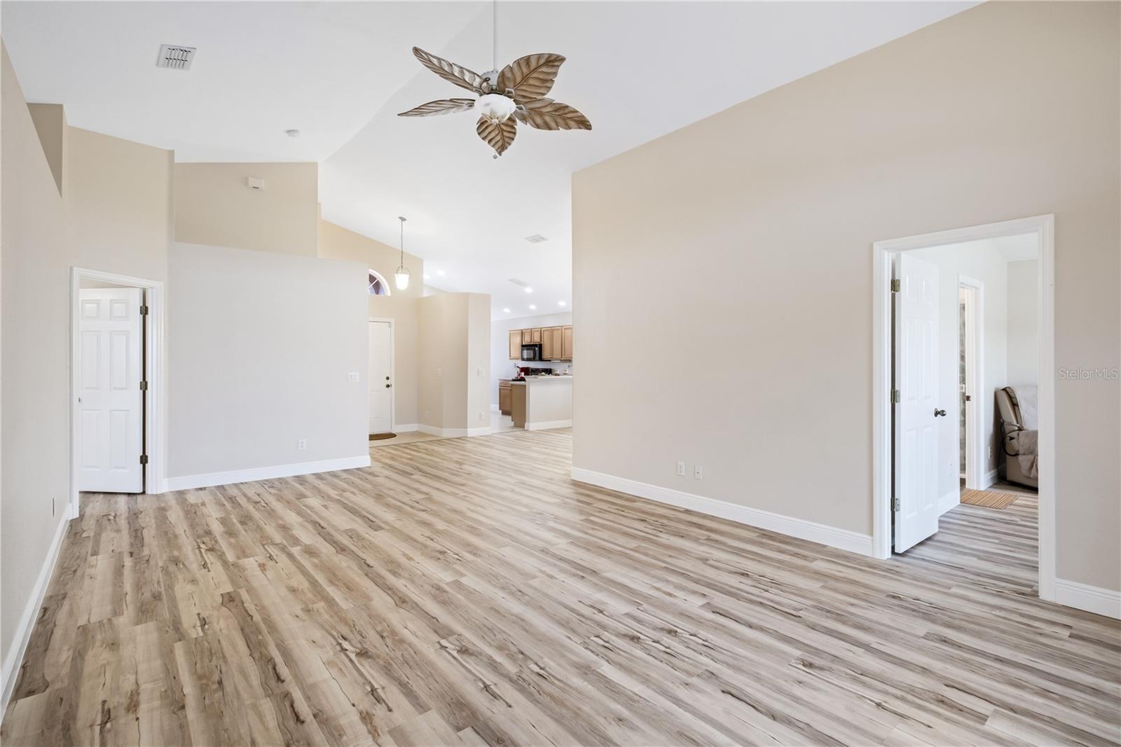 Image 6 of 29 For 4791 Adair Oak Drive
