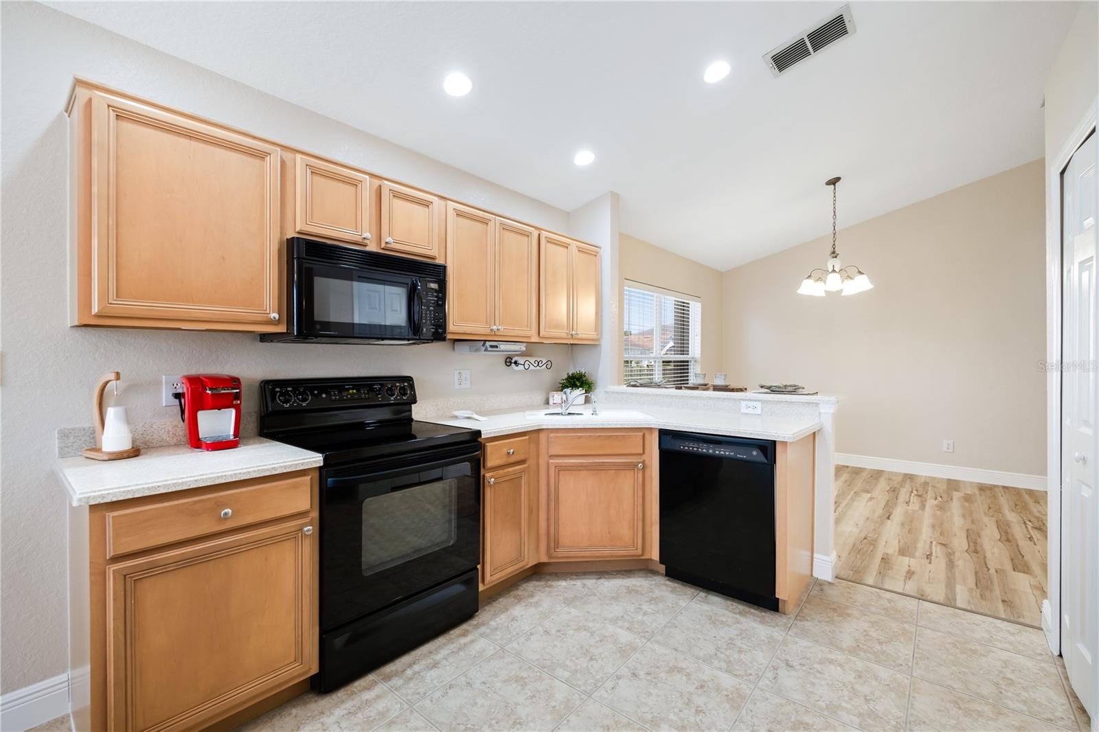 Image 9 of 29 For 4791 Adair Oak Drive