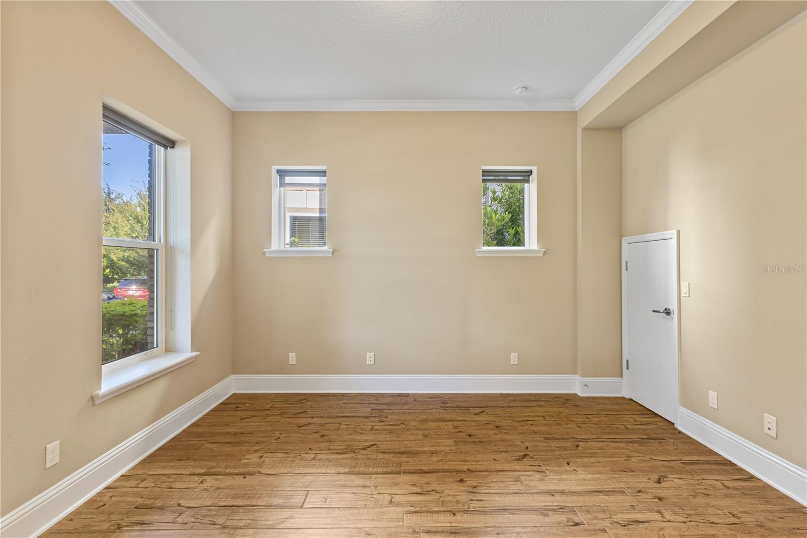 Image 16 of 86 For 13041 Gabor Avenue