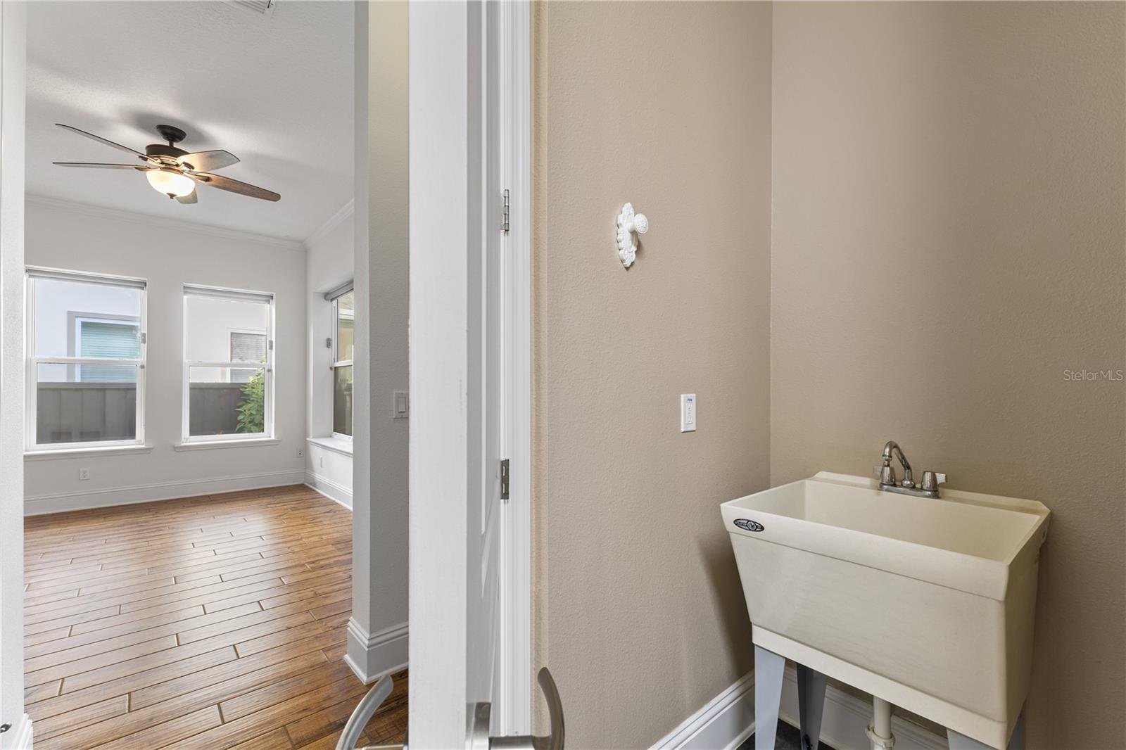 Image 40 of 86 For 13041 Gabor Avenue