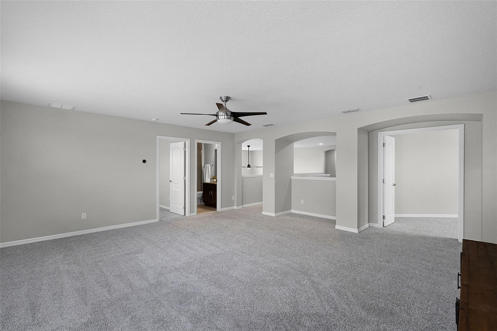 Image 39 of 89 For 14650 Black Quill Dr