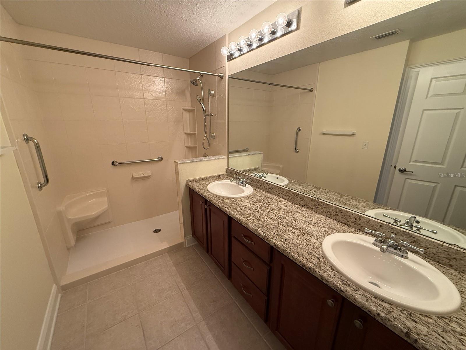 Image 10 of 12 For 225 Seminole Boulevard 412