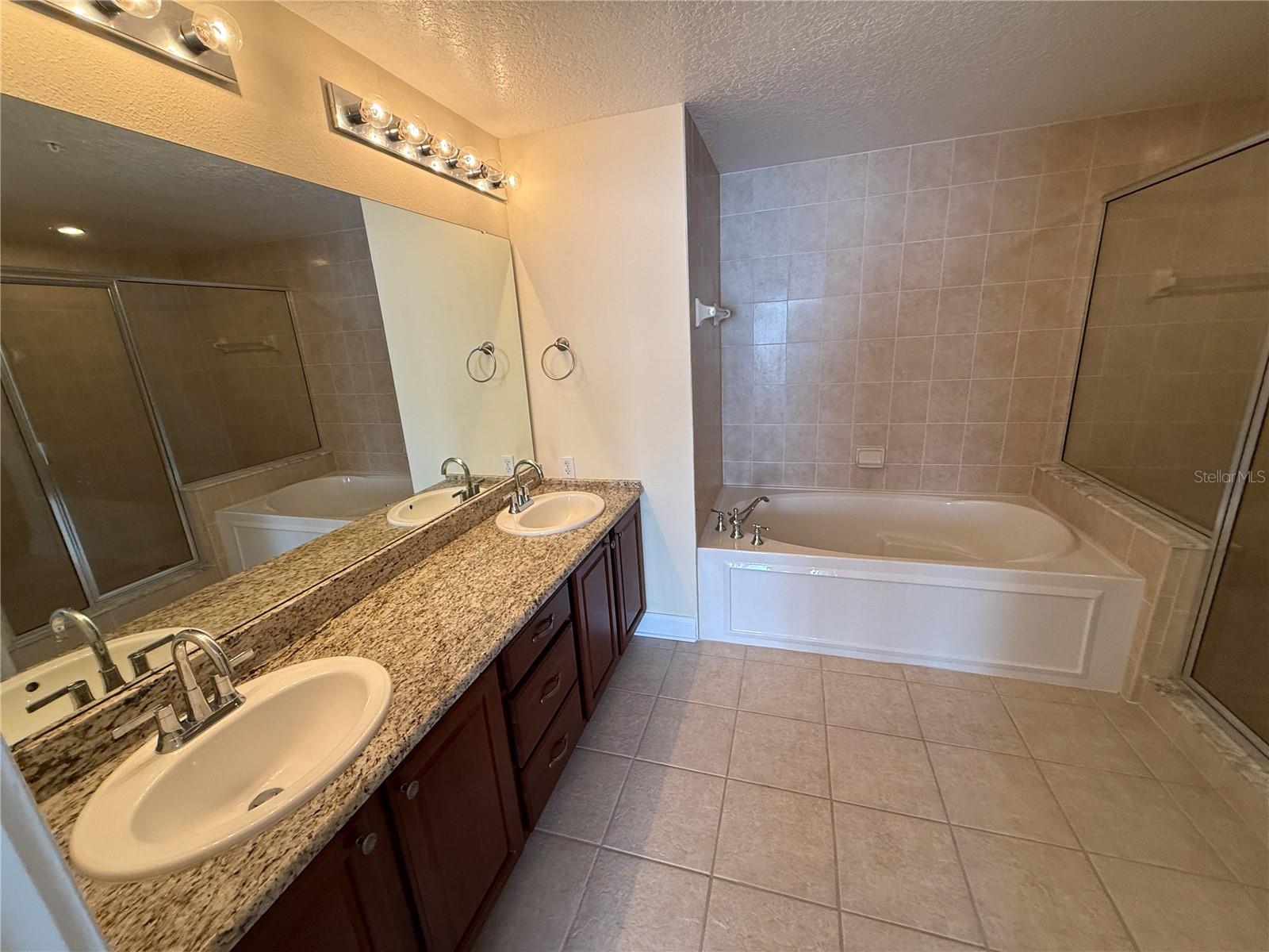 Image 5 of 12 For 225 Seminole Boulevard 412