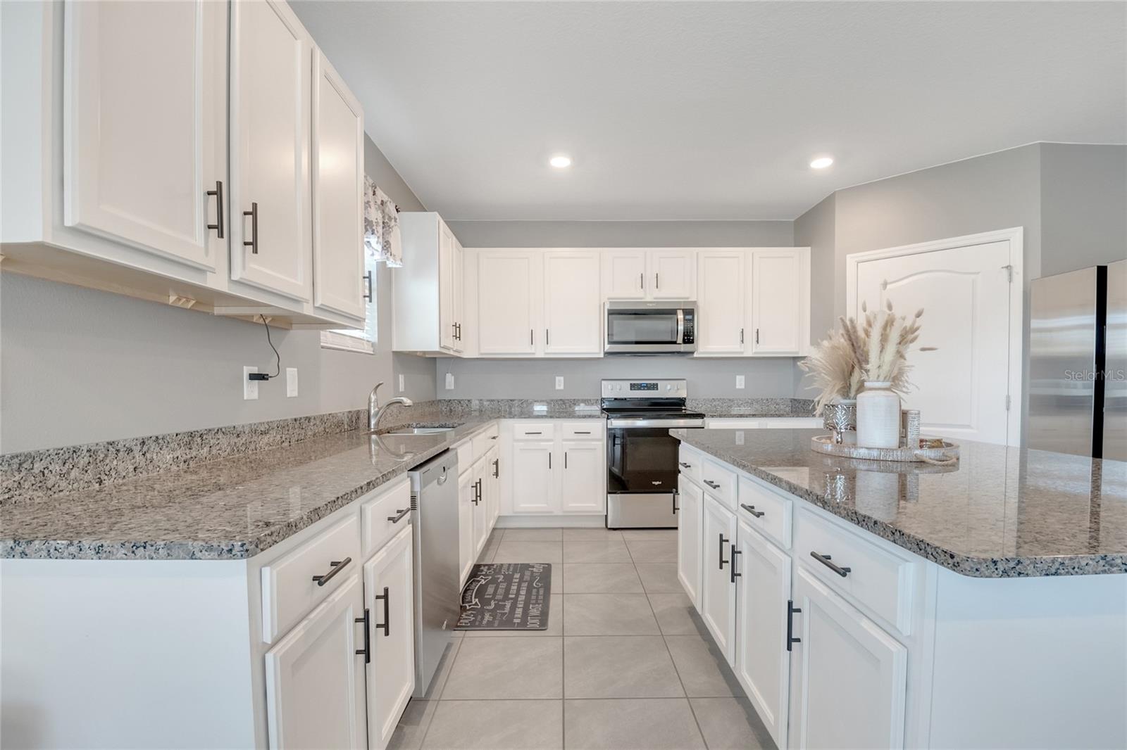 Image 33 of 79 For 5255 Mahogany Drive