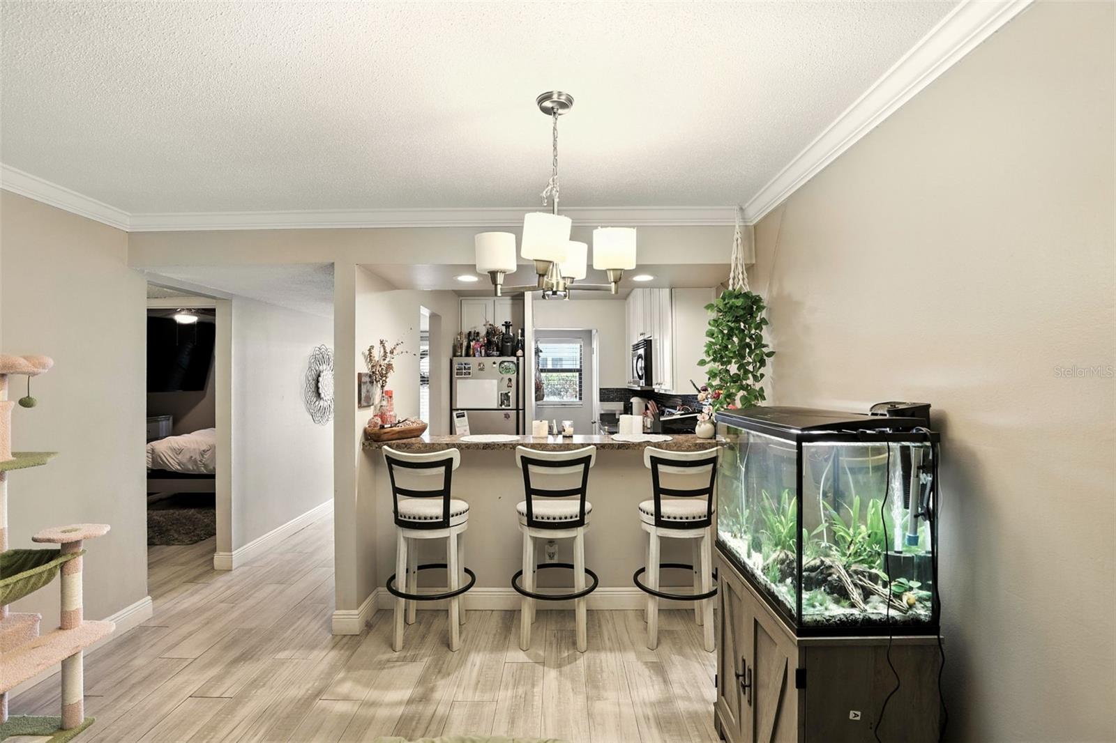 Image 7 of 21 For 3124 Plaza Terrace Drive 3124