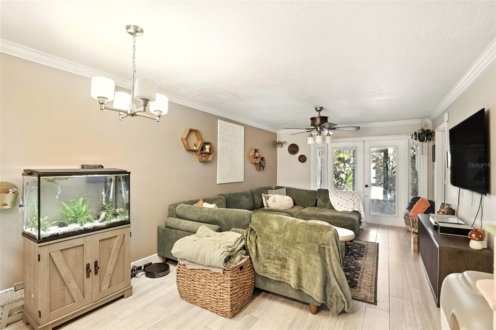 Image 8 of 21 For 3124 Plaza Terrace Drive 3124