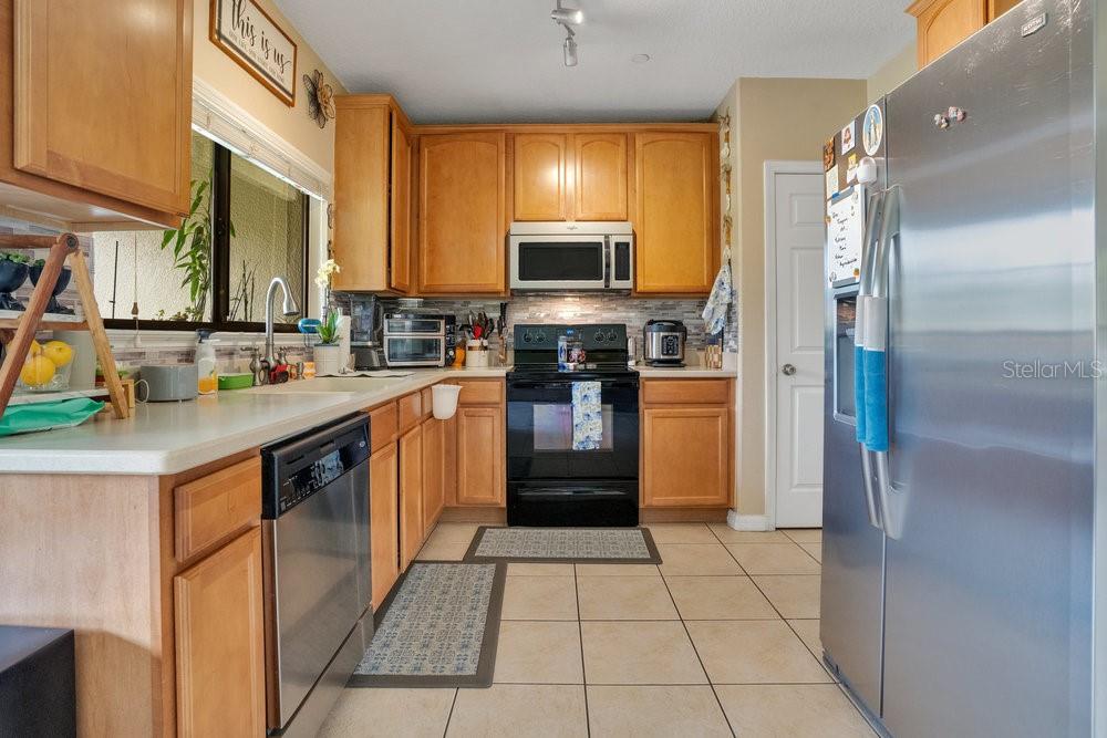 Image 12 of 38 For 9527 Muse Place
