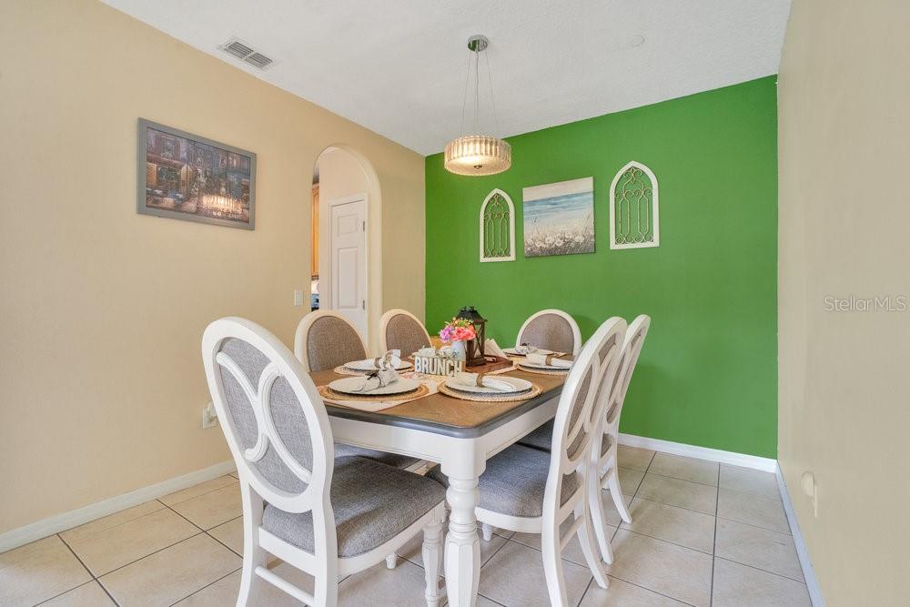 Image 14 of 38 For 9527 Muse Place