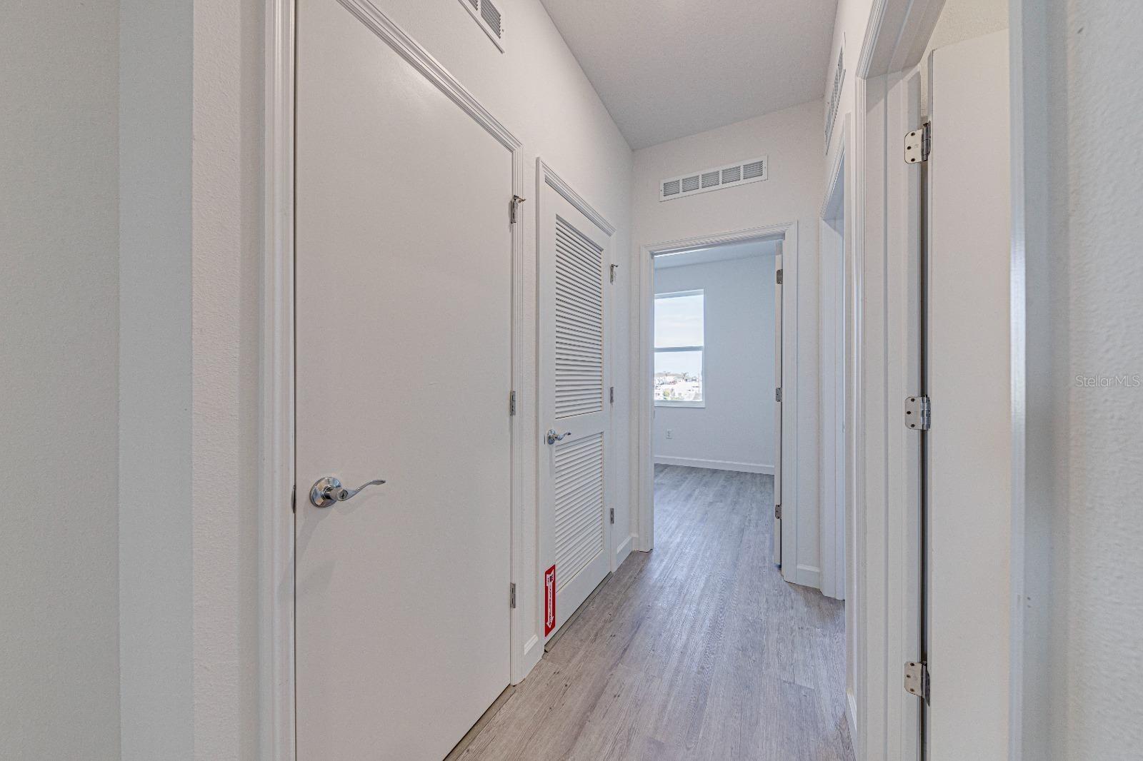 Image 17 of 33 For 400 Famagusta Drive