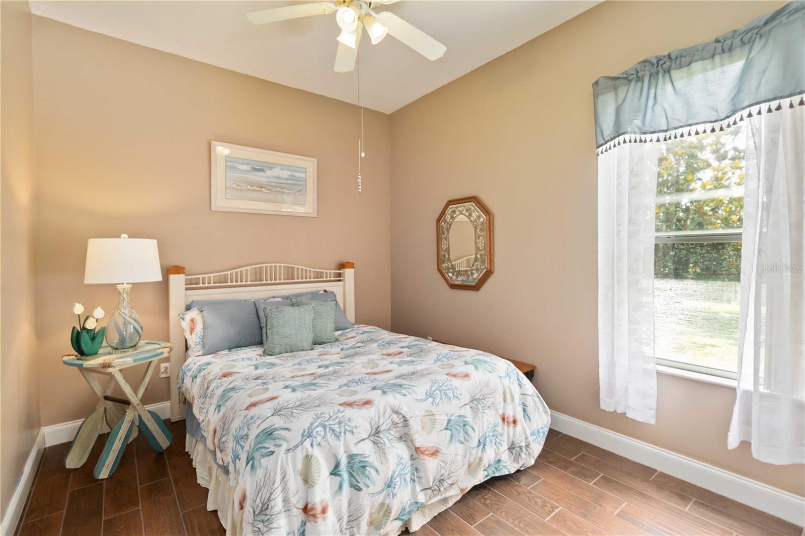 Image 41 of 69 For 817 Shallow Brook Avenue