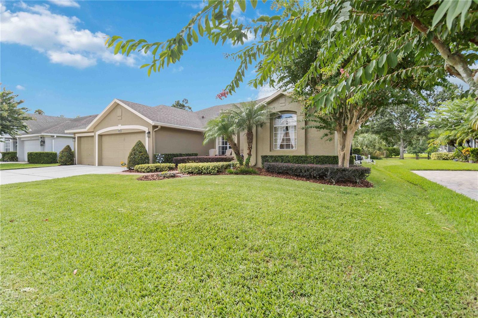 Image 7 of 69 For 817 Shallow Brook Avenue