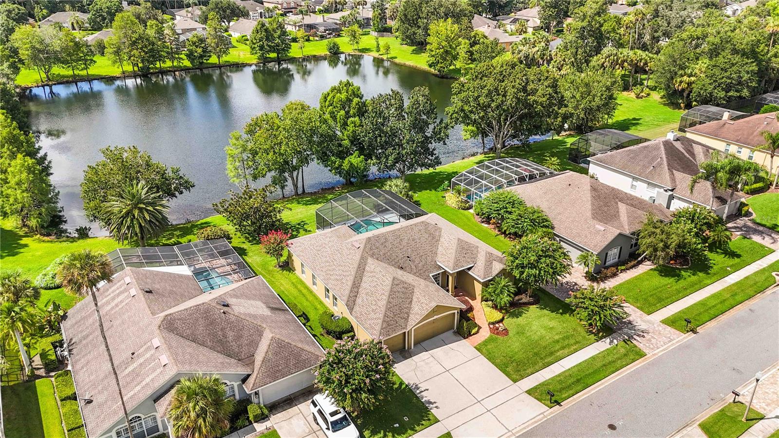 Image 9 of 69 For 817 Shallow Brook Avenue