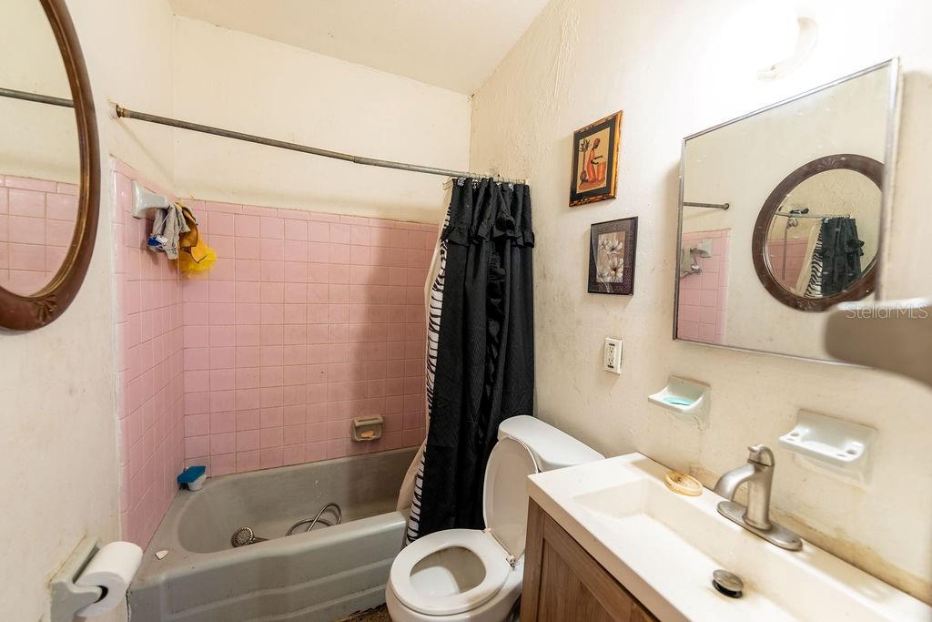 Image 13 of 15 For 4102 Lake Lawne Avenue