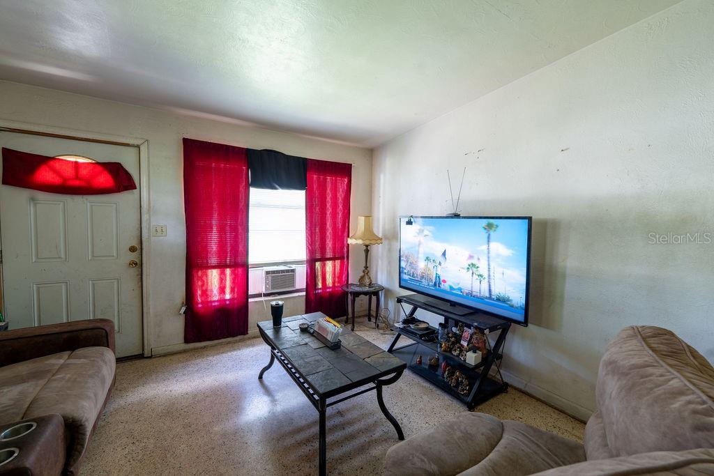 Image 2 of 15 For 4102 Lake Lawne Avenue