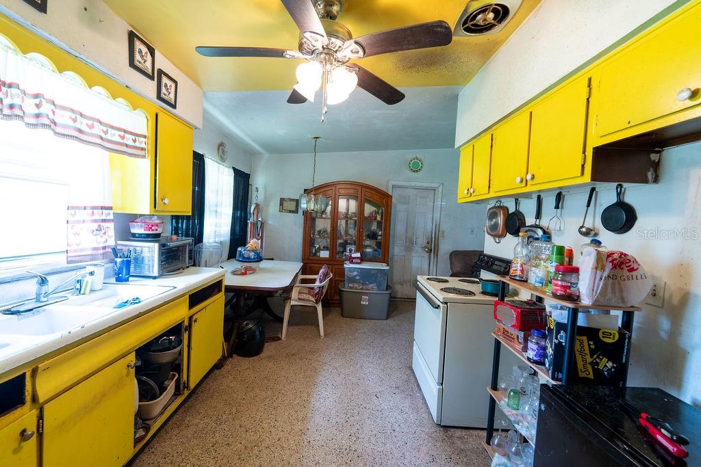 Image 5 of 15 For 4102 Lake Lawne Avenue