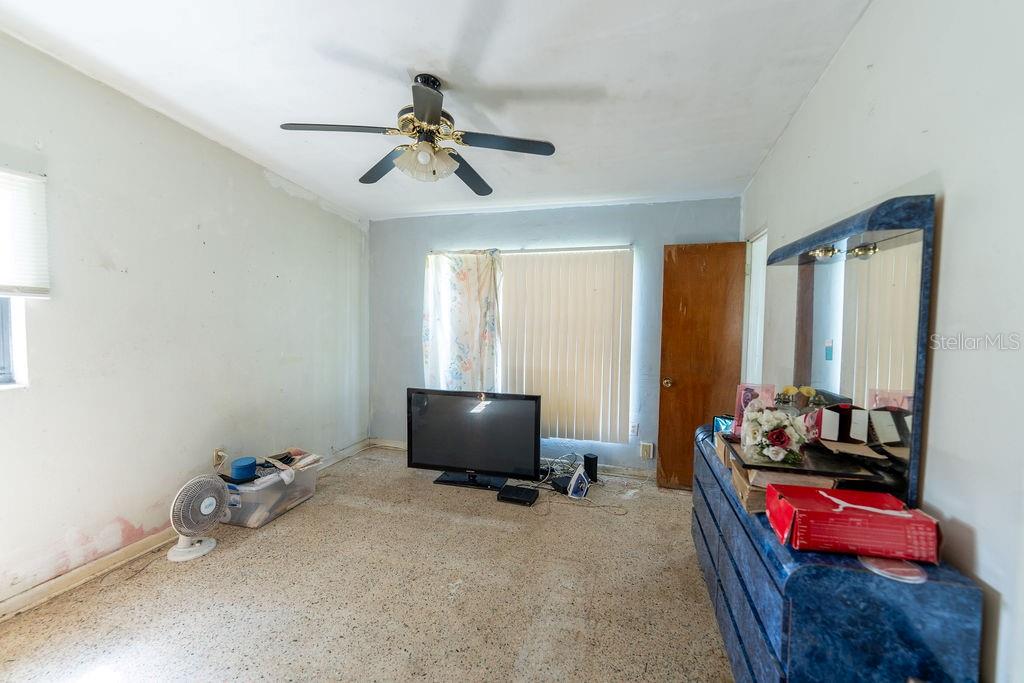 Image 8 of 15 For 4102 Lake Lawne Avenue