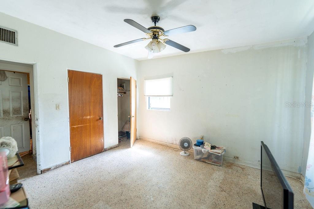 Image 9 of 15 For 4102 Lake Lawne Avenue