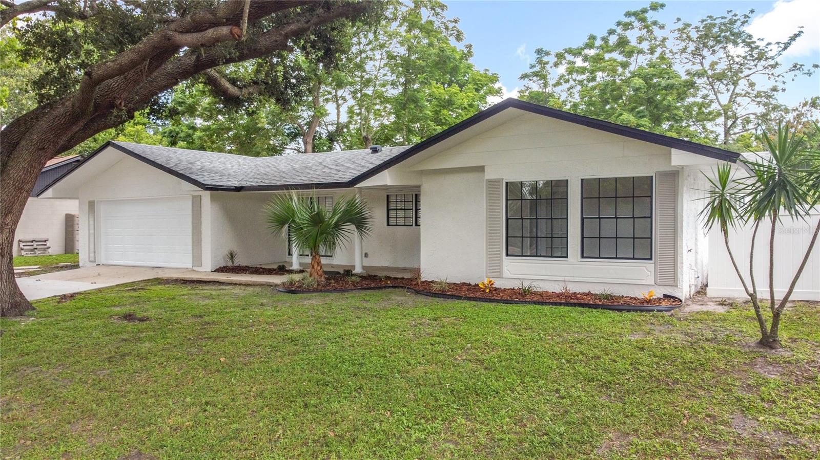 Image 10 of 73 For 1028 Princess Gate Boulevard