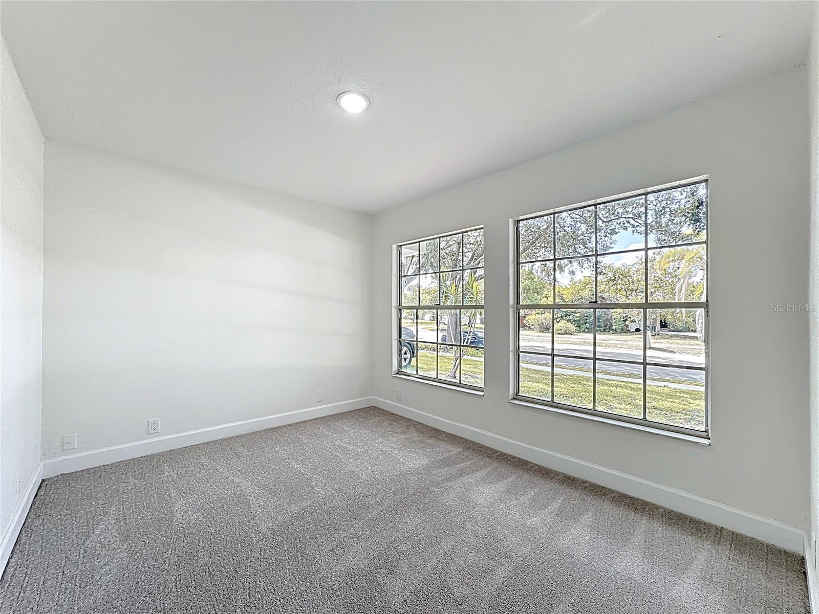 Image 15 of 73 For 1028 Princess Gate Boulevard