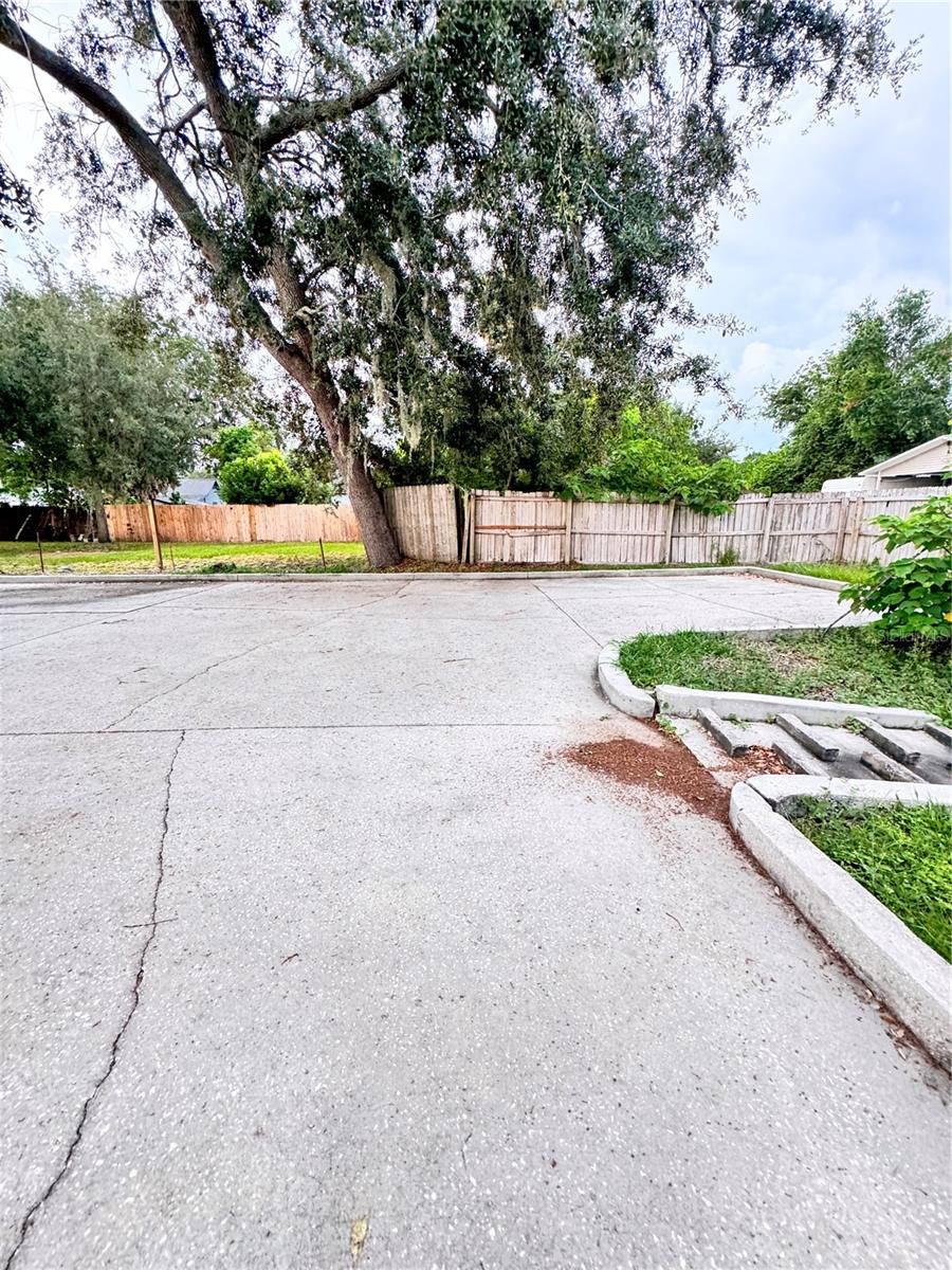 Image 8 of 13 For 111 Randolph Avenue