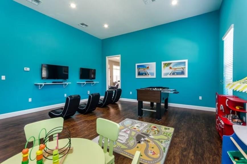 Image 14 of 31 For 8951 Shine Drive 1
