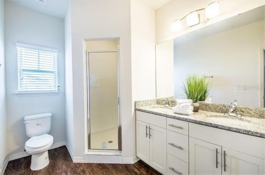 Image 21 of 31 For 8951 Shine Drive 1