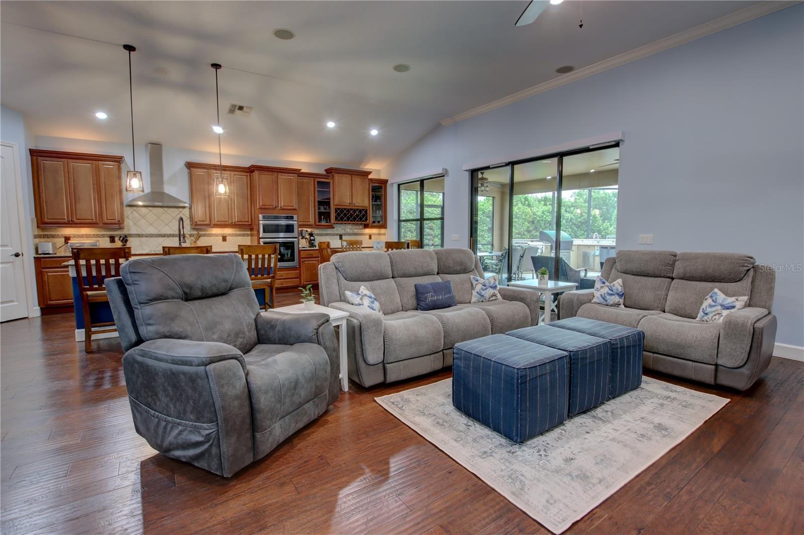 Image 17 of 35 For 12973 Holdenbury Lane