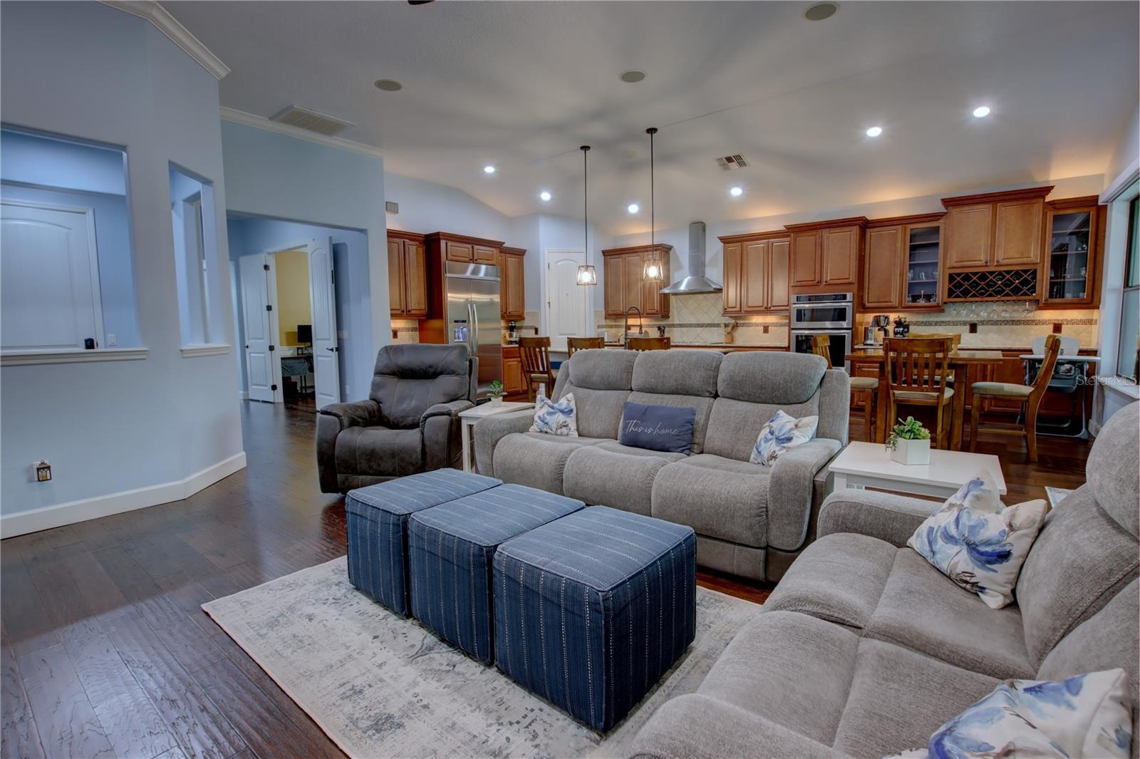 Image 18 of 35 For 12973 Holdenbury Lane